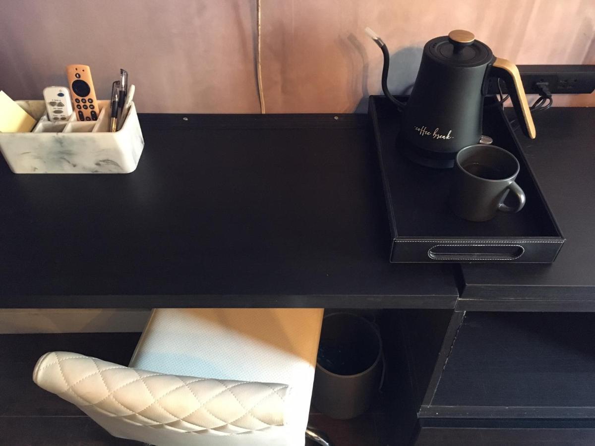 Style Basement Apartment Vancouver Luaran gambar